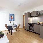 Sunny 3Bd Only For Families In Poblenou Next To The Sea!